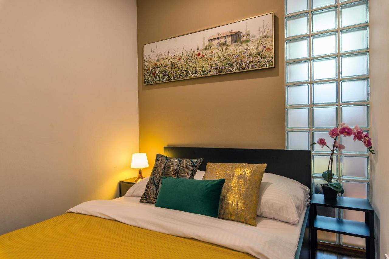 Galeria Italiana Apartments 弗罗茨瓦夫 外观 照片